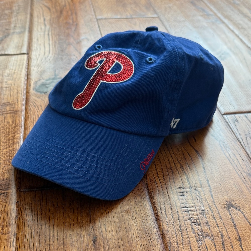 Philadelphia Phillies Cap with Red sequin Logo